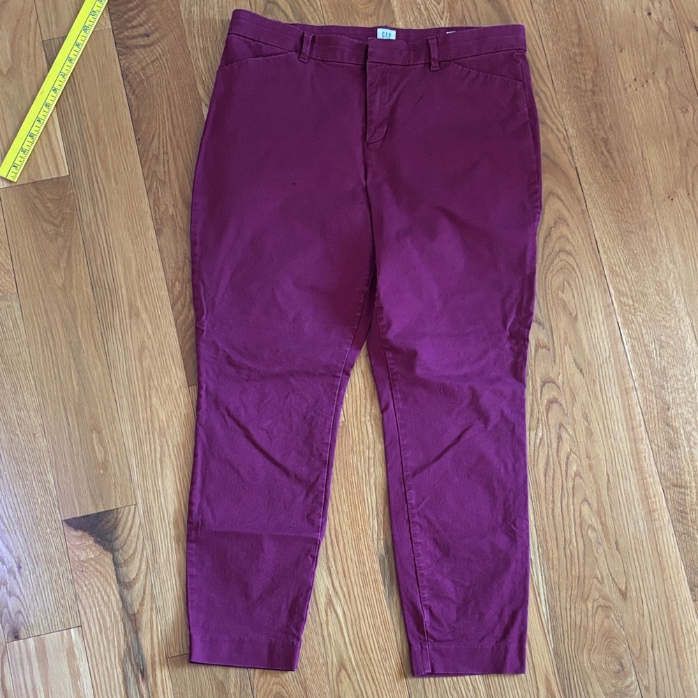 GAP Khaki Burgundy Pants